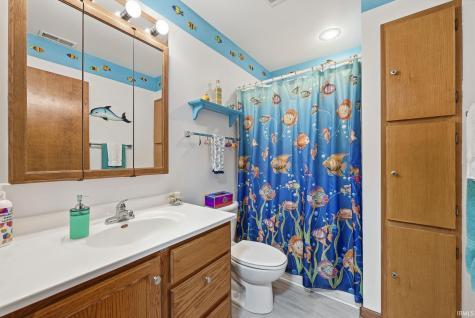 800 E Arthur Street Warsaw IN 46580