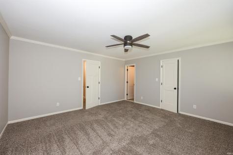 5511 S Wayne Avenue Fort Wayne IN 46807