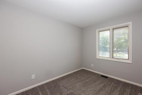 5511 S Wayne Avenue Fort Wayne IN 46807