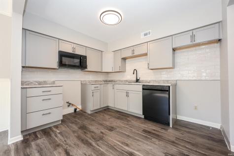 5511 S Wayne Avenue Fort Wayne IN 46807
