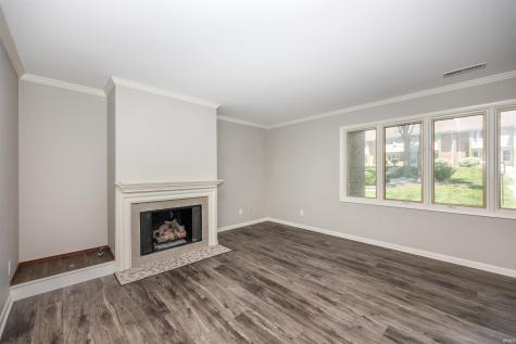5511 S Wayne Avenue Fort Wayne IN 46807