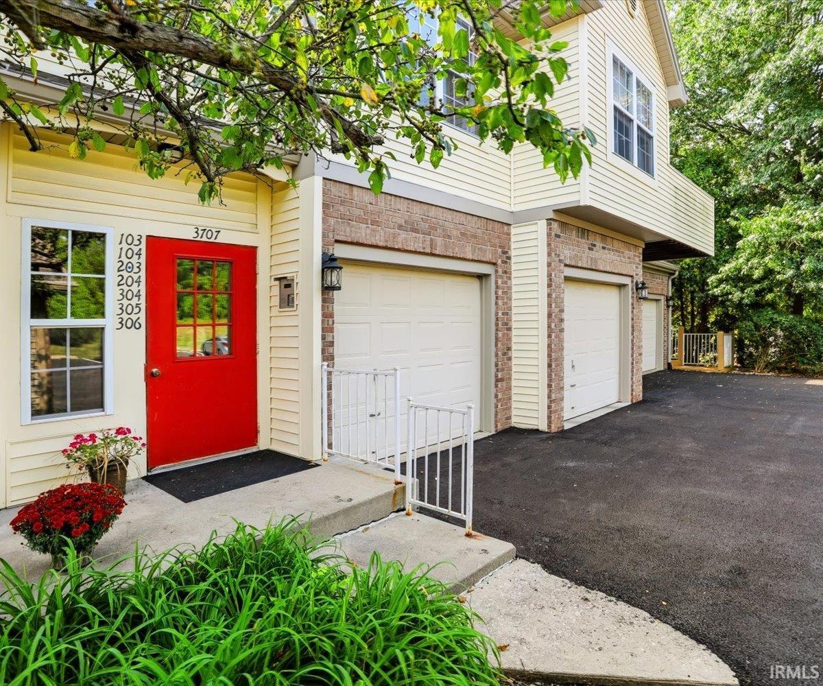 3707 E Barrington Drive Bloomington IN 47408