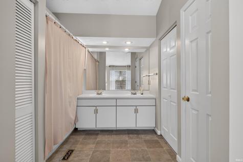 9676 S Bay Pointe Drive Bloomington IN 47401