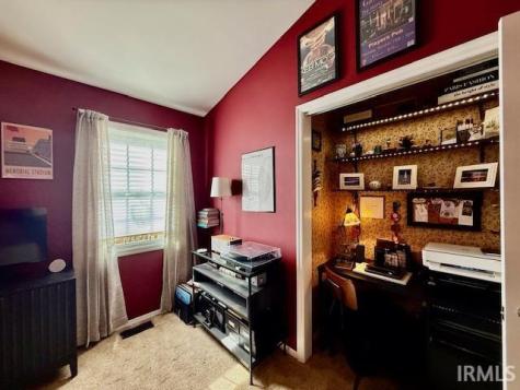 3829 S Laurel Court Bloomington IN 47401