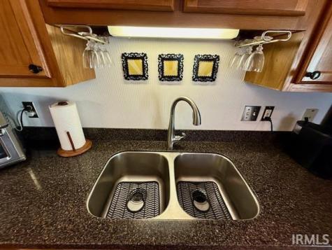 3829 S Laurel Court Bloomington IN 47401