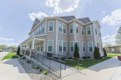 1017 Keenan Court South Bend IN 46615