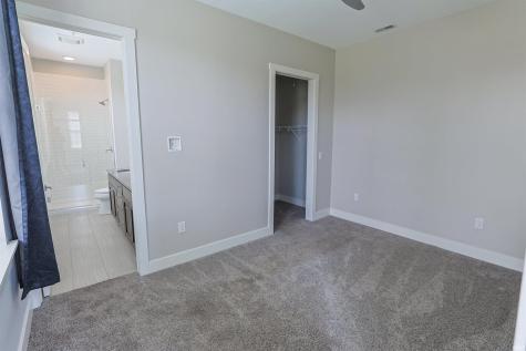 1017 Keenan Court South Bend IN 46615