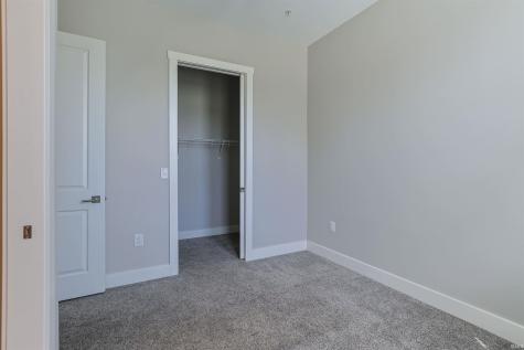1017 Keenan Court South Bend IN 46615