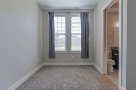 1017 Keenan Court South Bend IN 46615