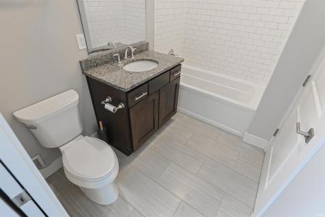 1017 Keenan Court South Bend IN 46615