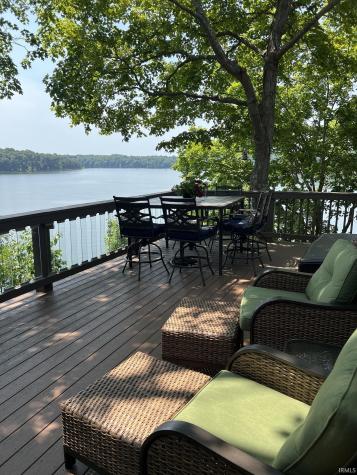 1824 E Waters Edge Drive Bloomington IN 47401