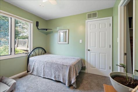 9393 S Pointe Retreat Drive Bloomington IN 47401