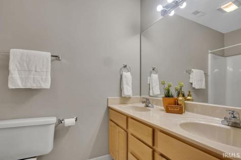 3504 S Oaklawn Circle Bloomington IN 47401