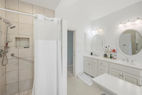 12030 Sycamore Lakes Court Fort Wayne IN 46814