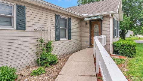 122 S East Street Spencer IN 47460