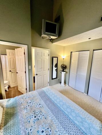 3942 E Eagle Bay Drive Bloomington IN 47401