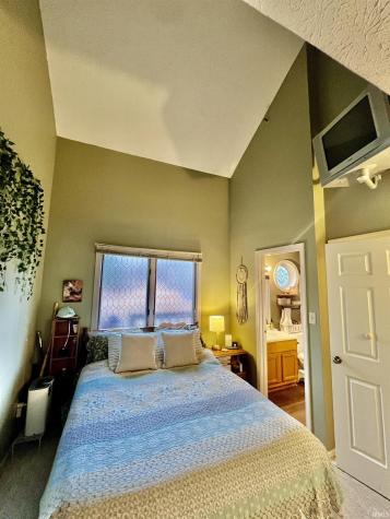 3942 E Eagle Bay Drive Bloomington IN 47401