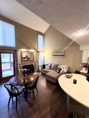 3942 E Eagle Bay Drive Bloomington IN 47401