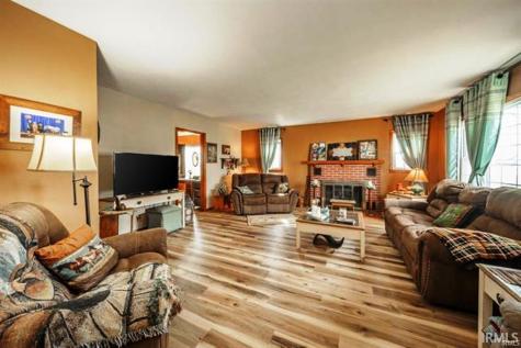 11910 S County Road 800 W Daleville IN 47334