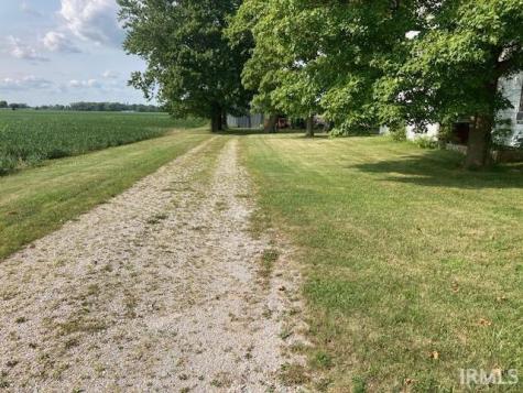 2800 E Cr 700 N Road Muncie IN 47303