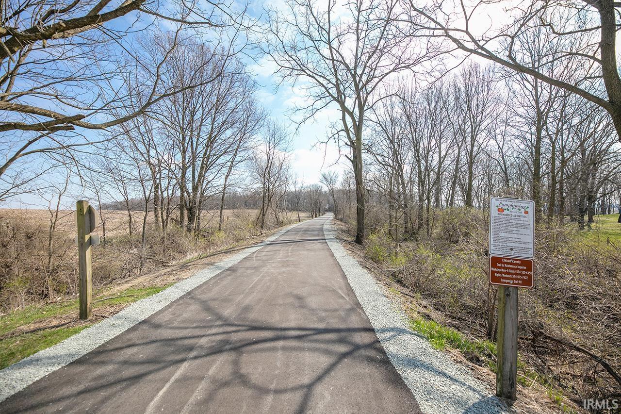 Ville County Road 127 Goshen IN 46528