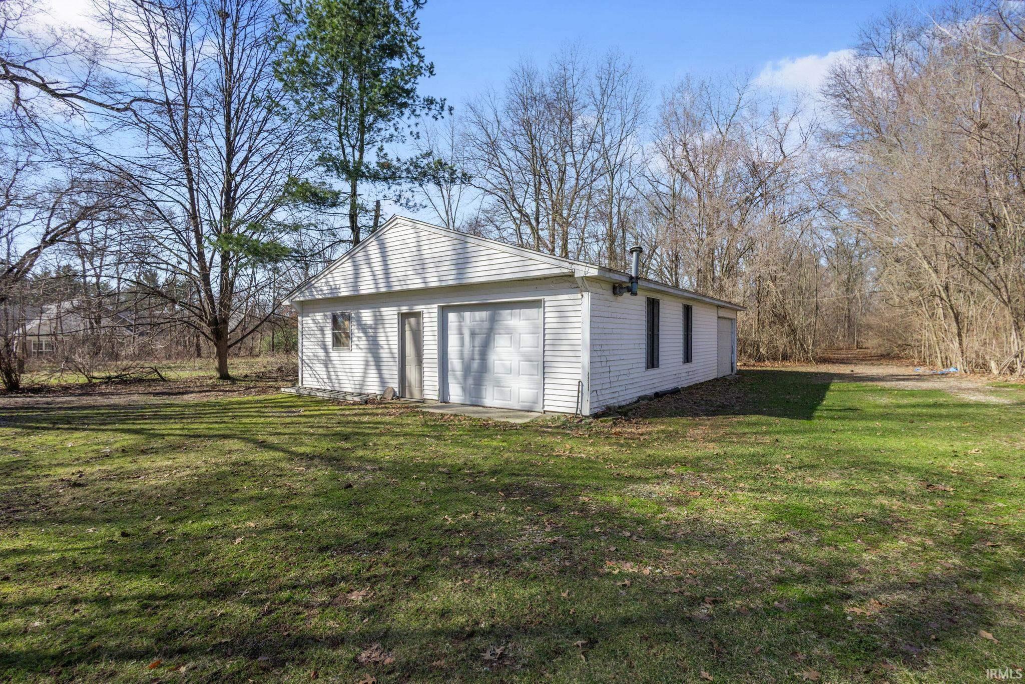 6005 N Fir Road Granger IN 46530