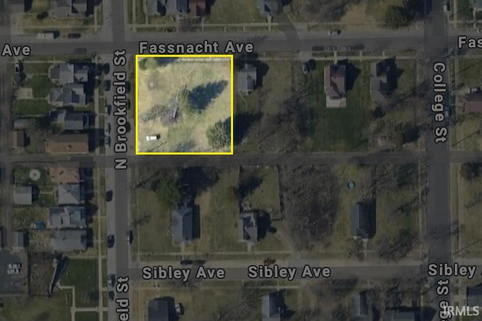 1810 Fassnacht Avenue South Bend IN 46628