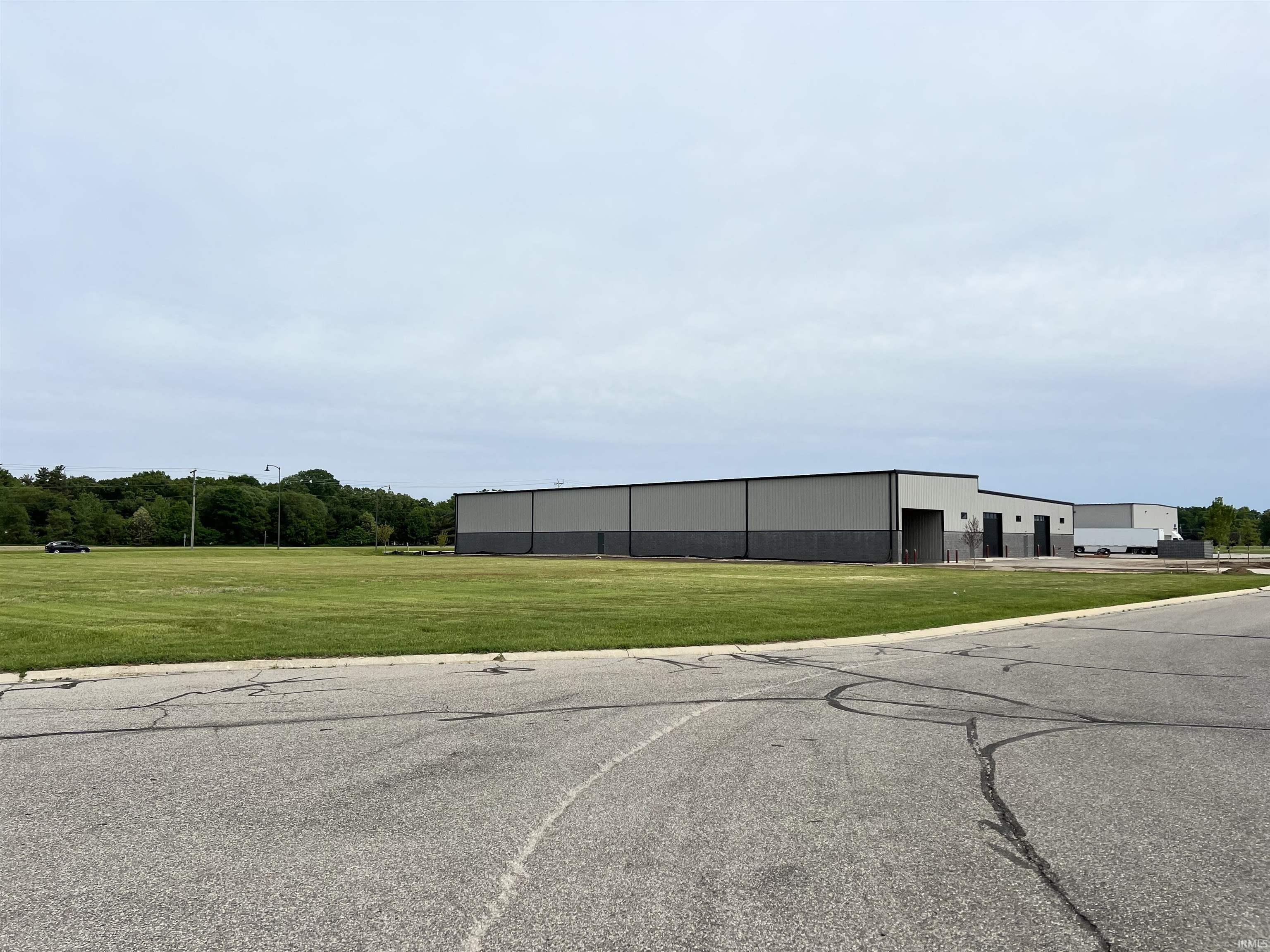 2612 Market Court Elkhart IN 46514