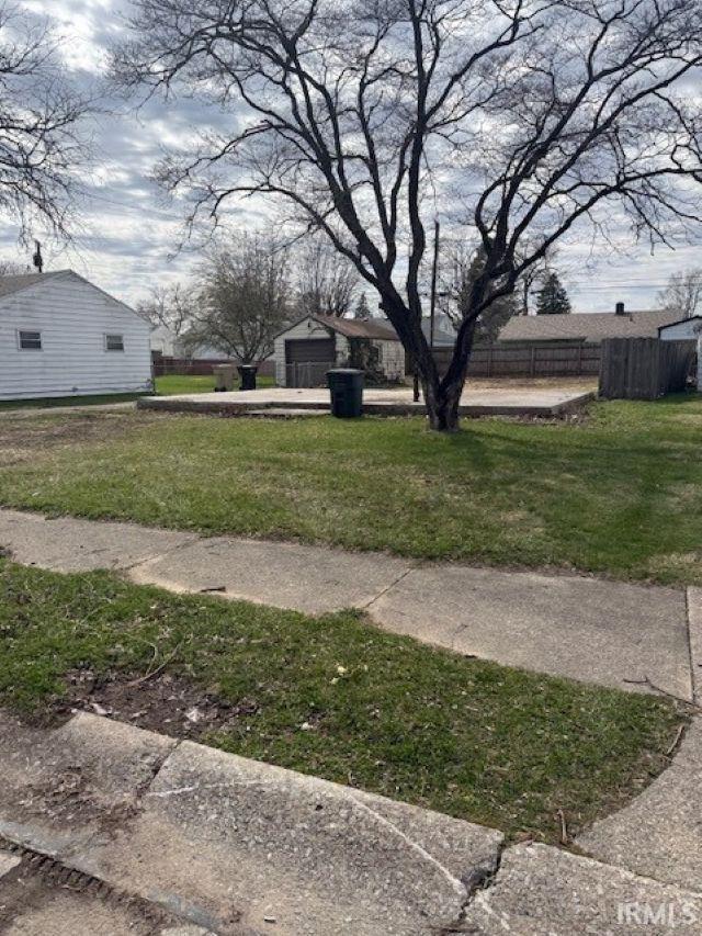 3621 Whitcomb Avenue South Bend IN 46614