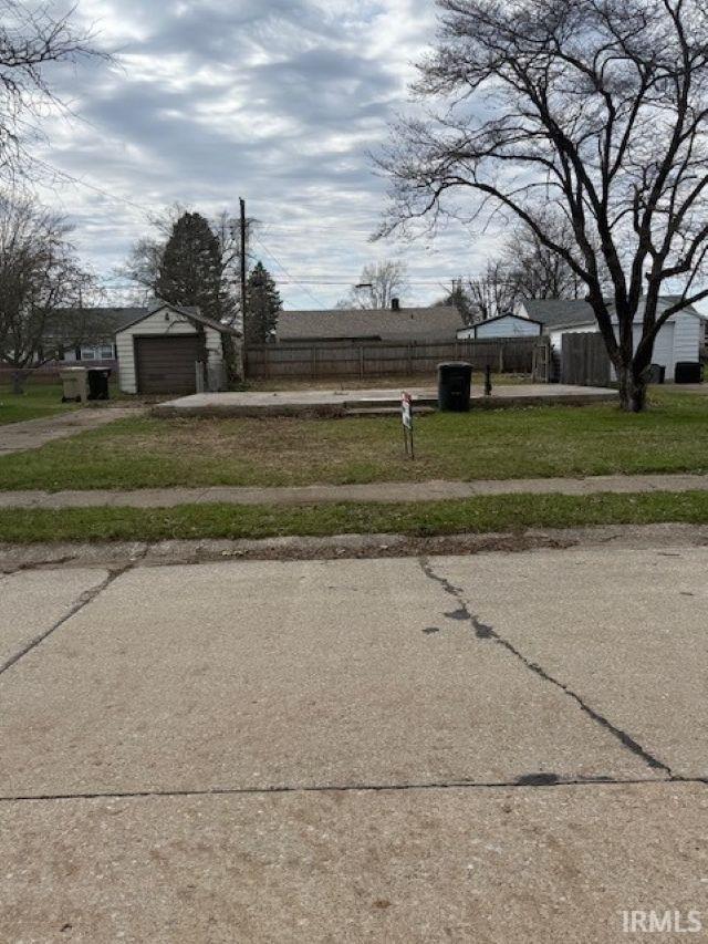 3621 Whitcomb Avenue South Bend IN 46614