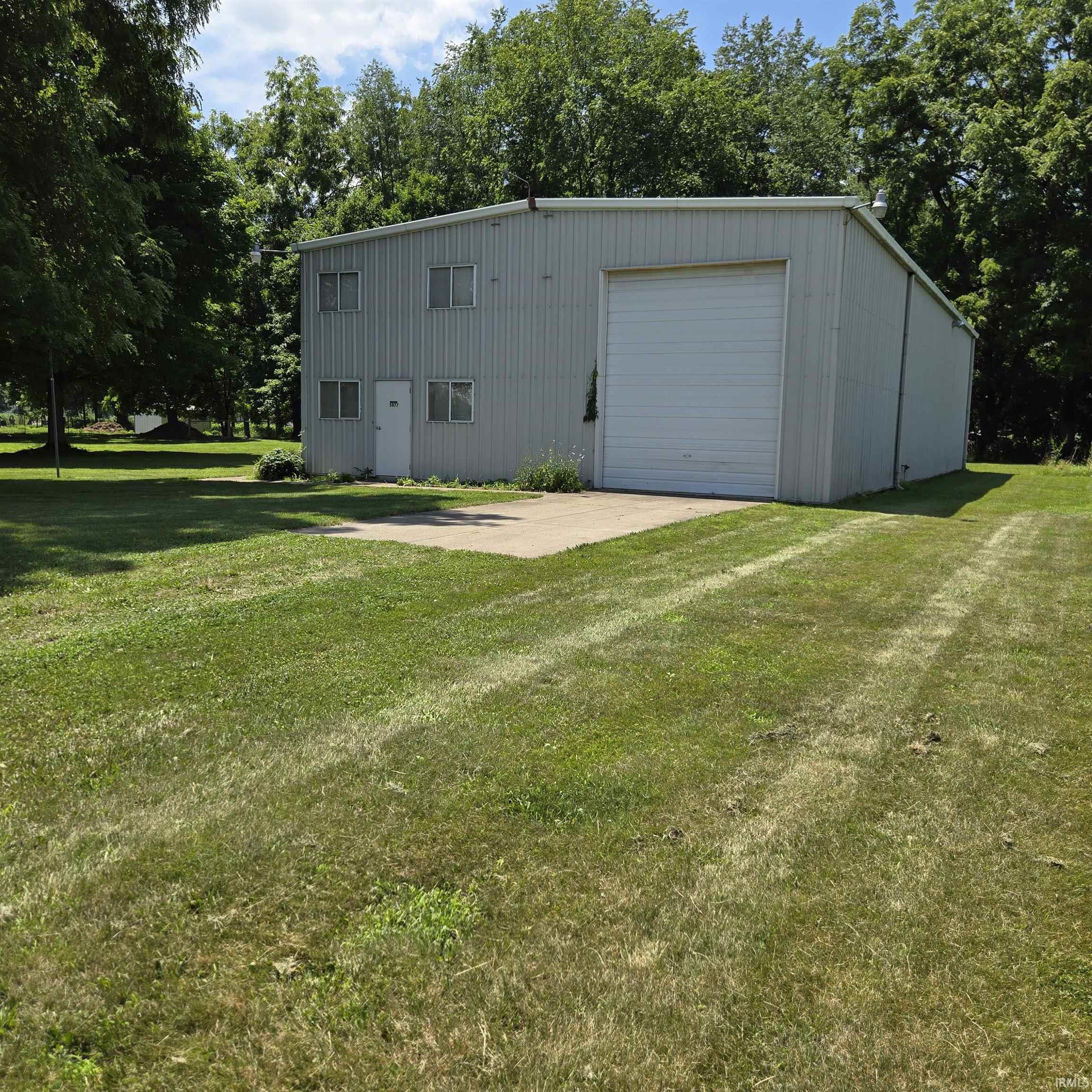 5877 Pine Road Plymouth IN 46563