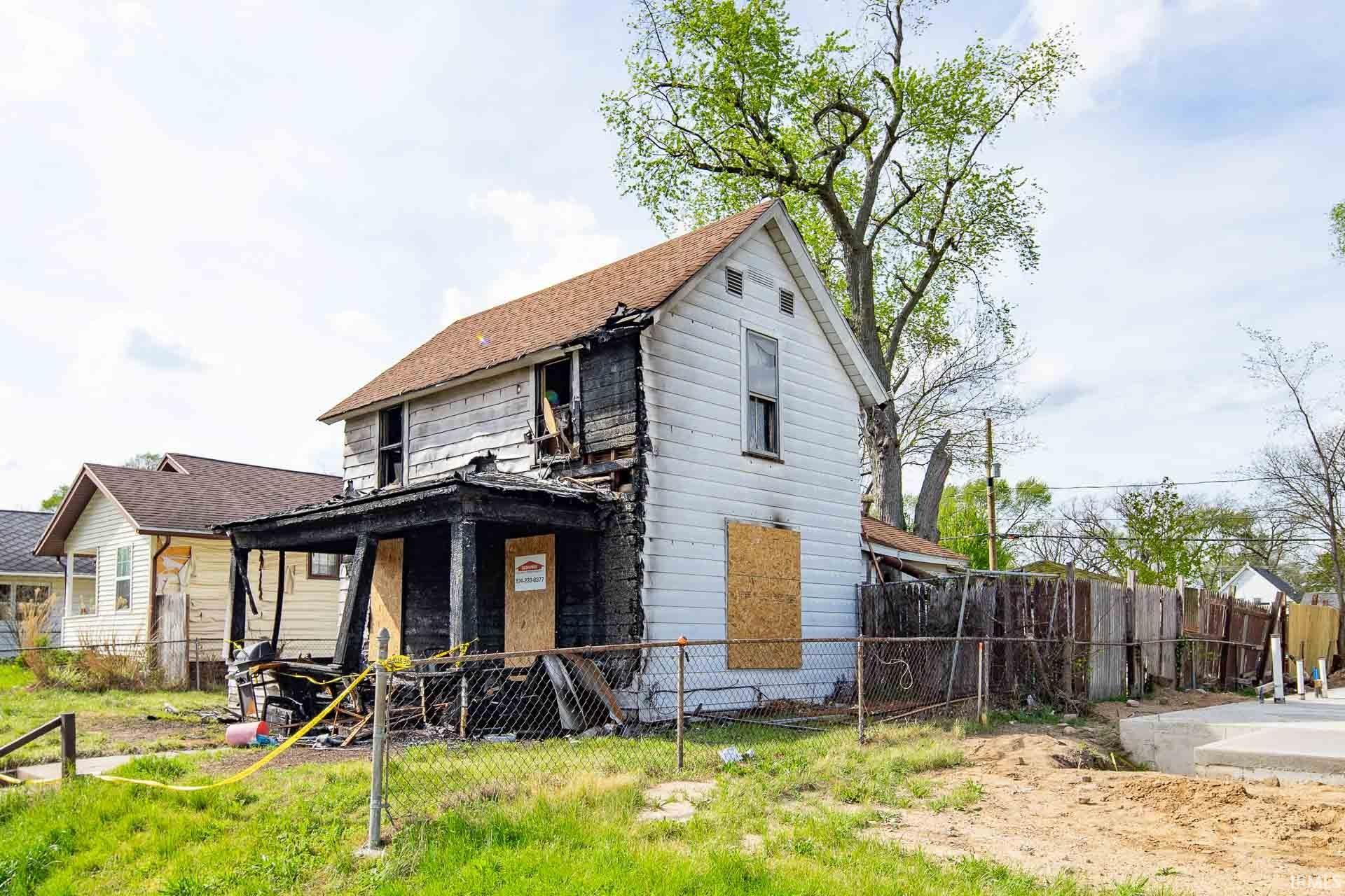1149 Miner Street South Bend IN 46617