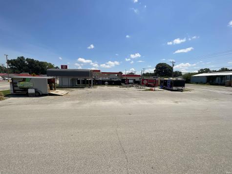 470 W Morgan Street Spencer IN 47460
