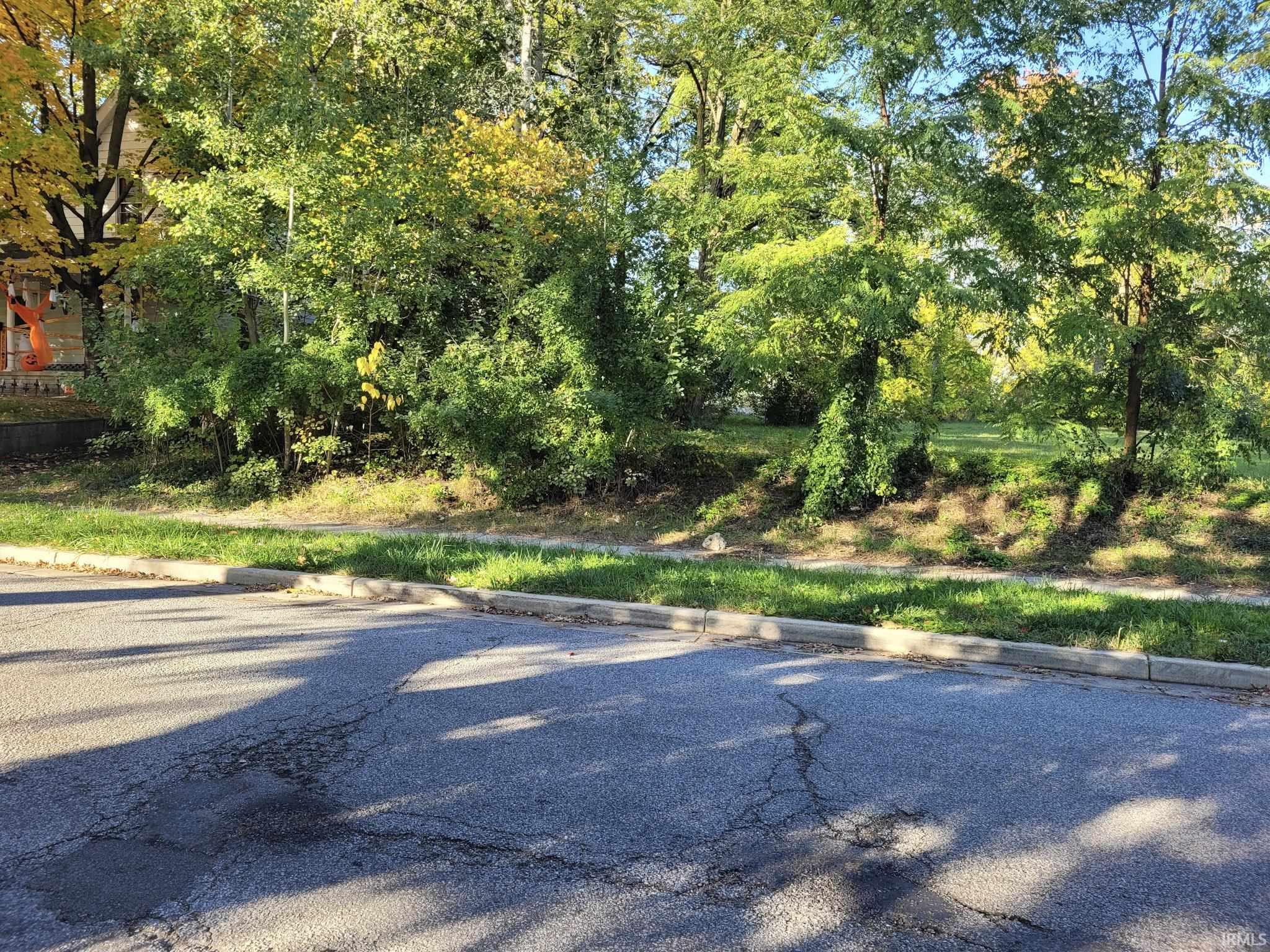 1613 Leer Street South Bend IN 46613