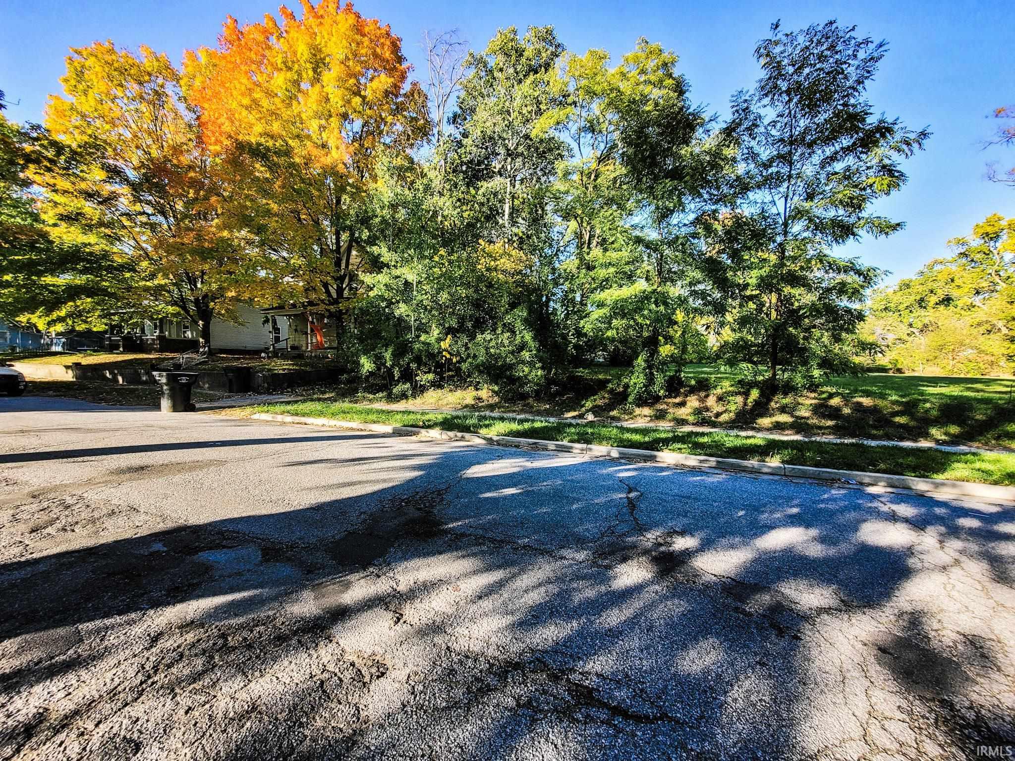 1613 Leer Street South Bend IN 46613