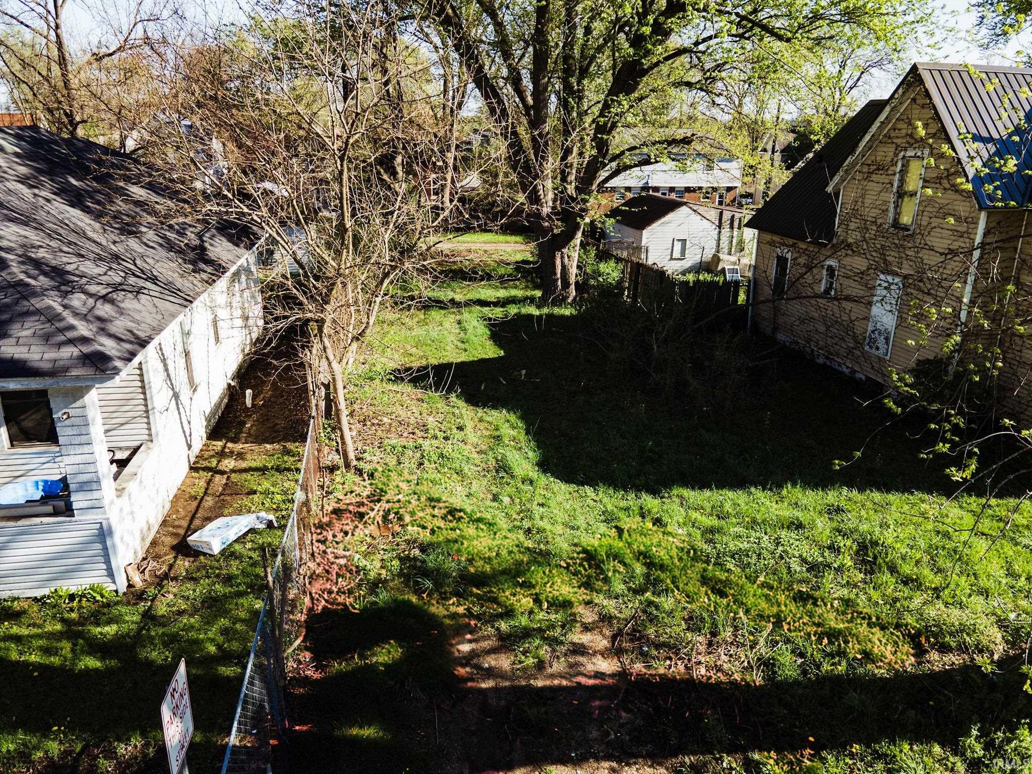 1213 E Indiana Avenue South Bend IN 46613