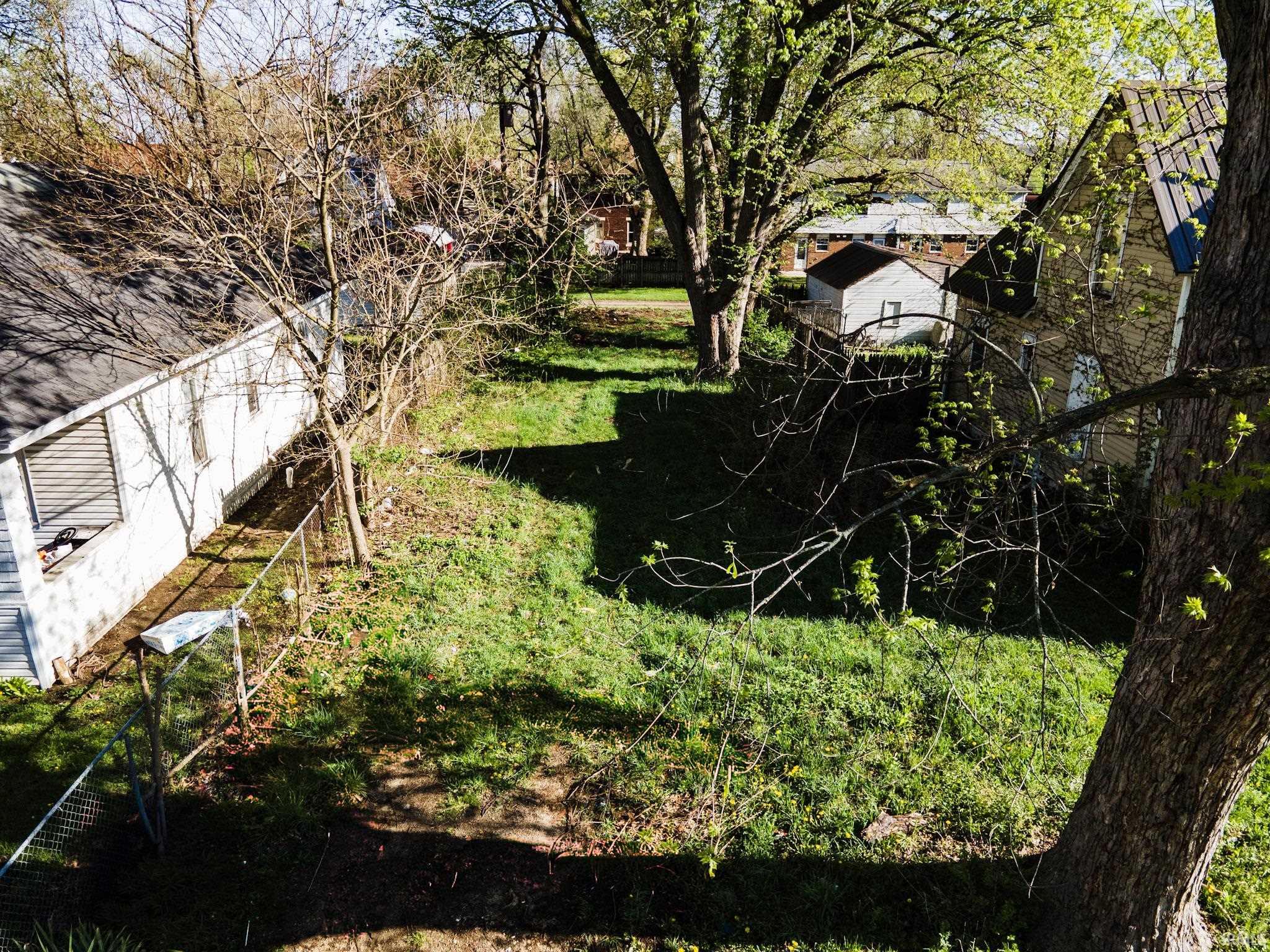 1213 E Indiana Avenue South Bend IN 46613