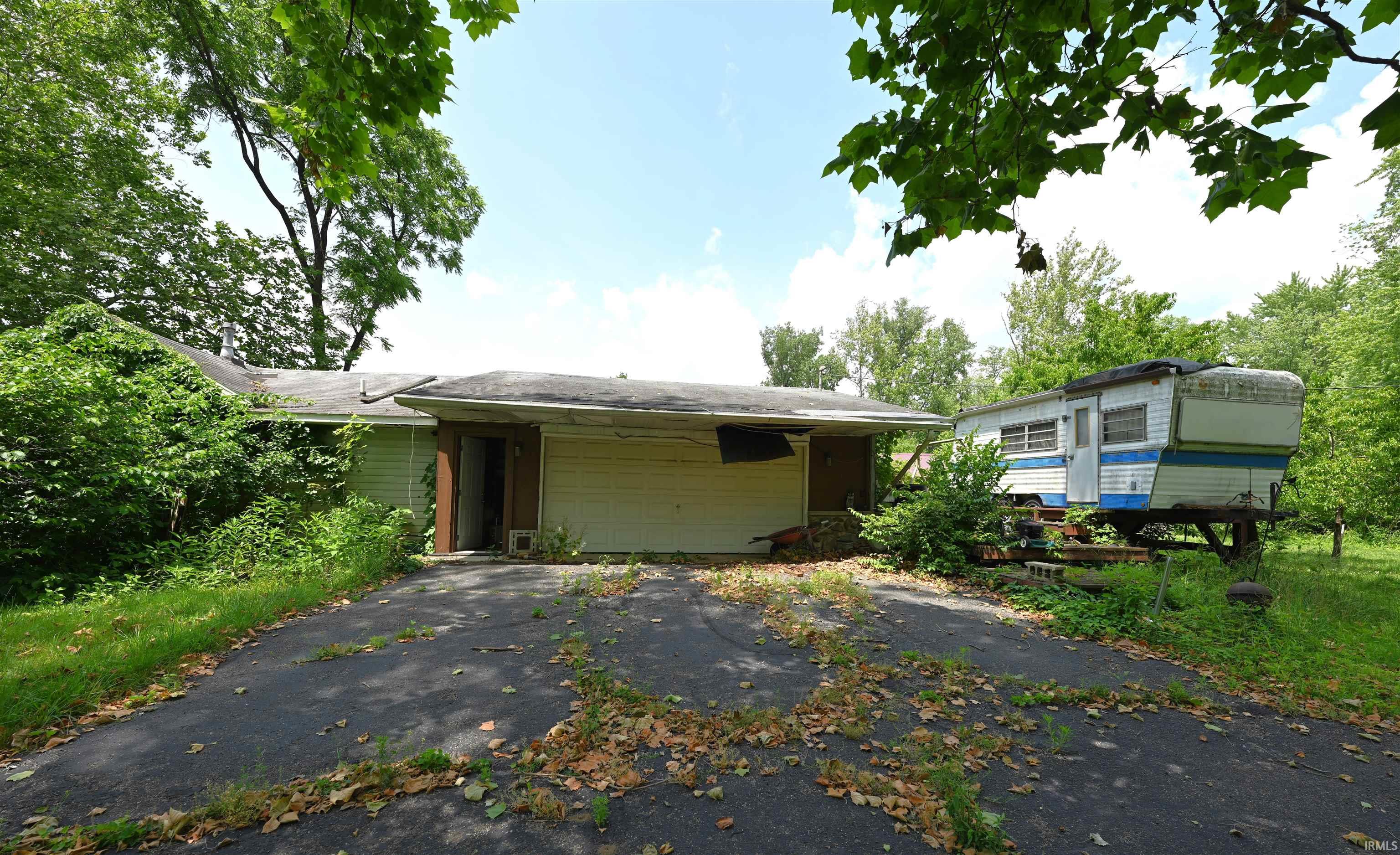 6696 S Roby 1000 W. Culver IN 46511