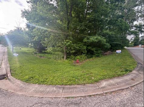 1099 N Daisy Drive Ellettsville IN 47429