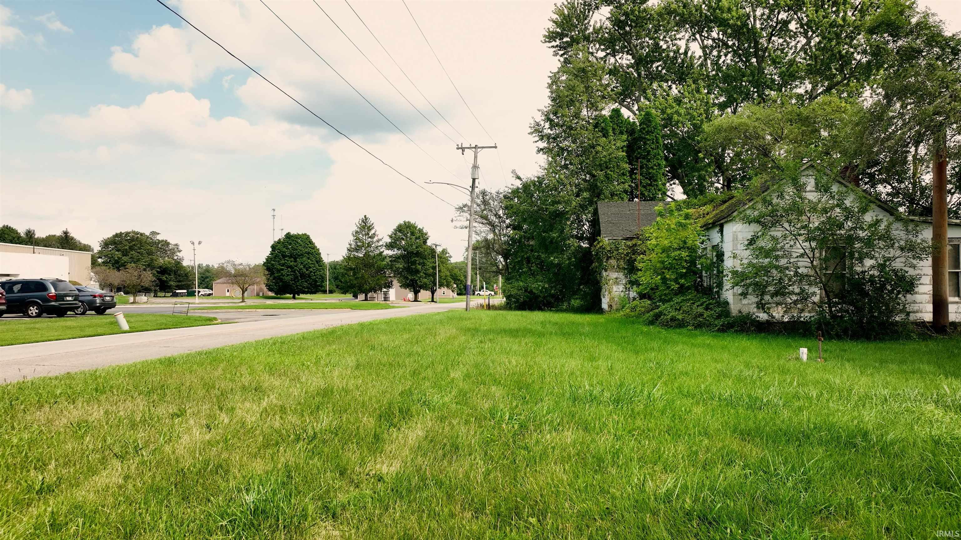 2001 W Crystal Lake Road Warsaw IN 46580