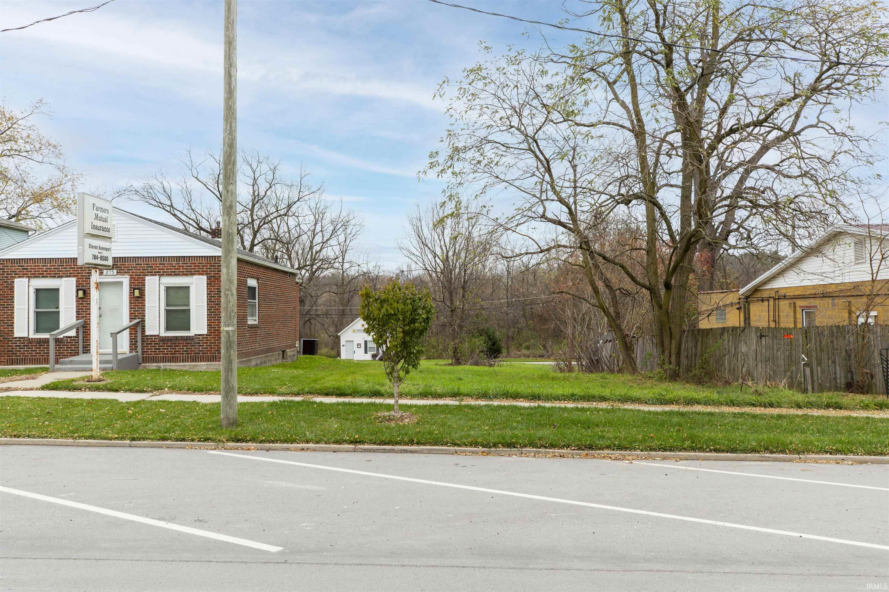 213 S Michigan Street Lakeville IN 46536