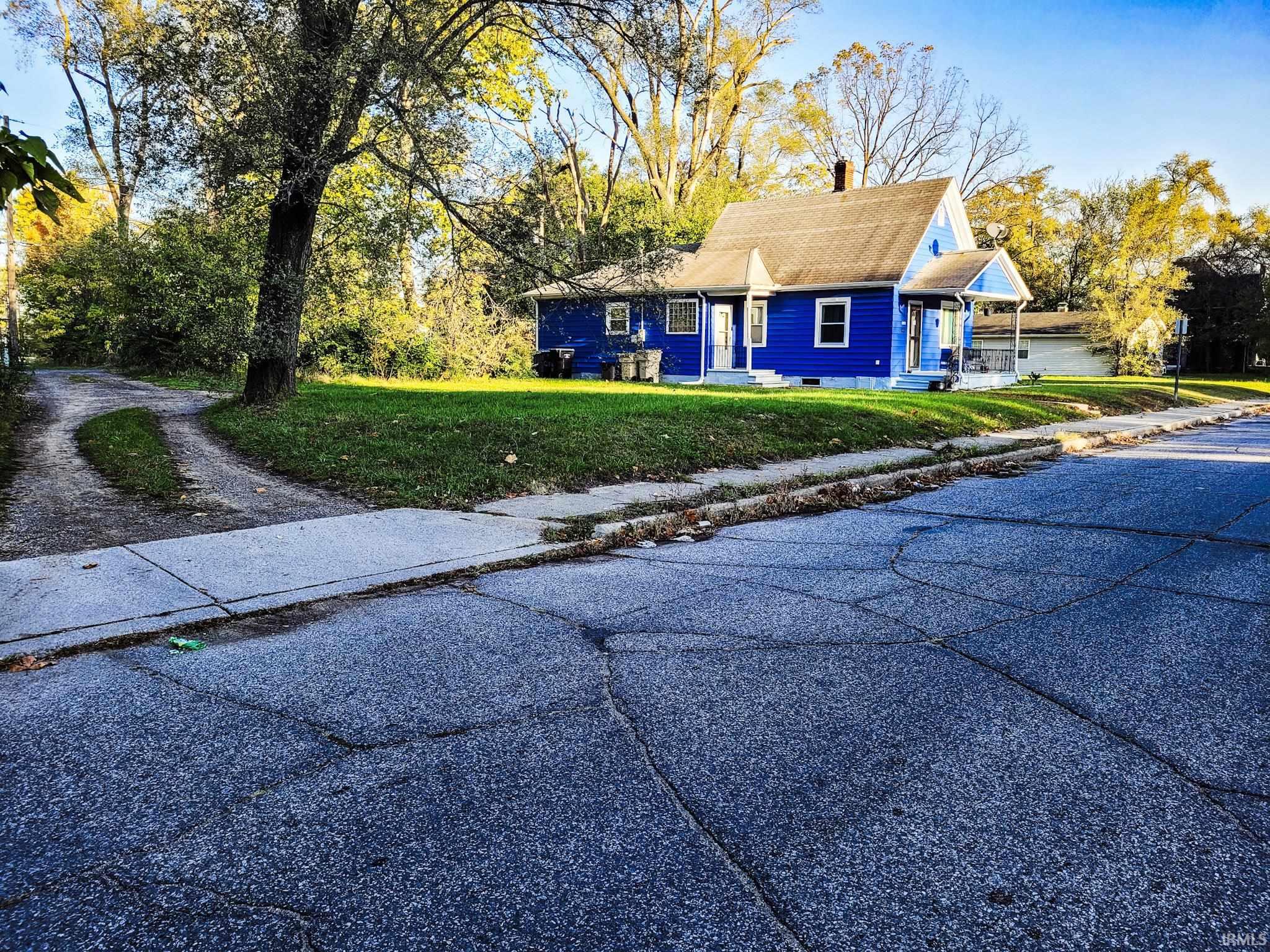 617 N Walnut Street South Bend IN 46628