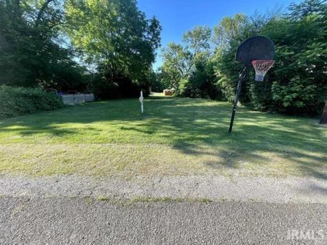 1611 Uhlhorn Street Evansville IN 47710