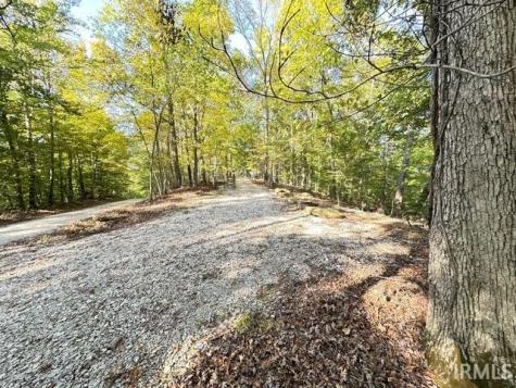 6900 N Richardson Road Unionville IN 47468