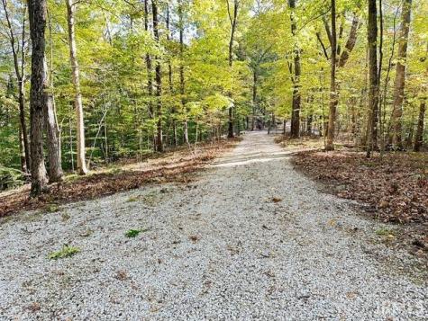 6900 N Richardson Road Unionville IN 47468