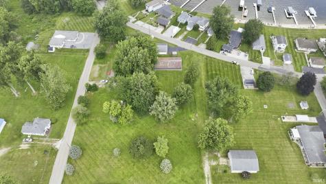 ****** Maple Street Warsaw IN 46580