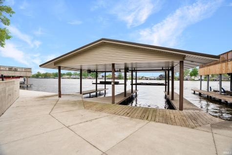 5224 E Quiet Water Court Monticello IN 47960