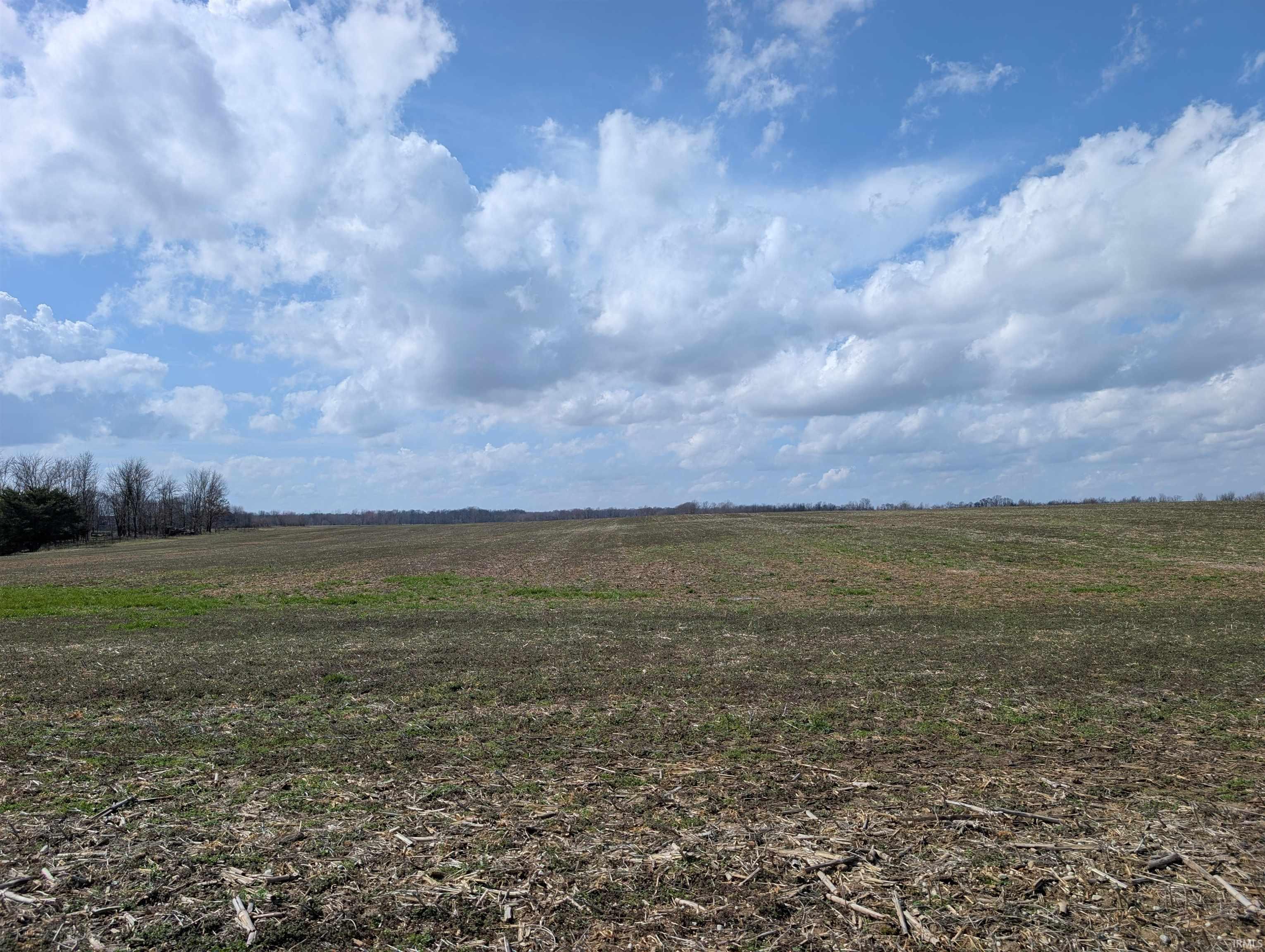 13+/- Acres 1200 E Loogootee IN 47553