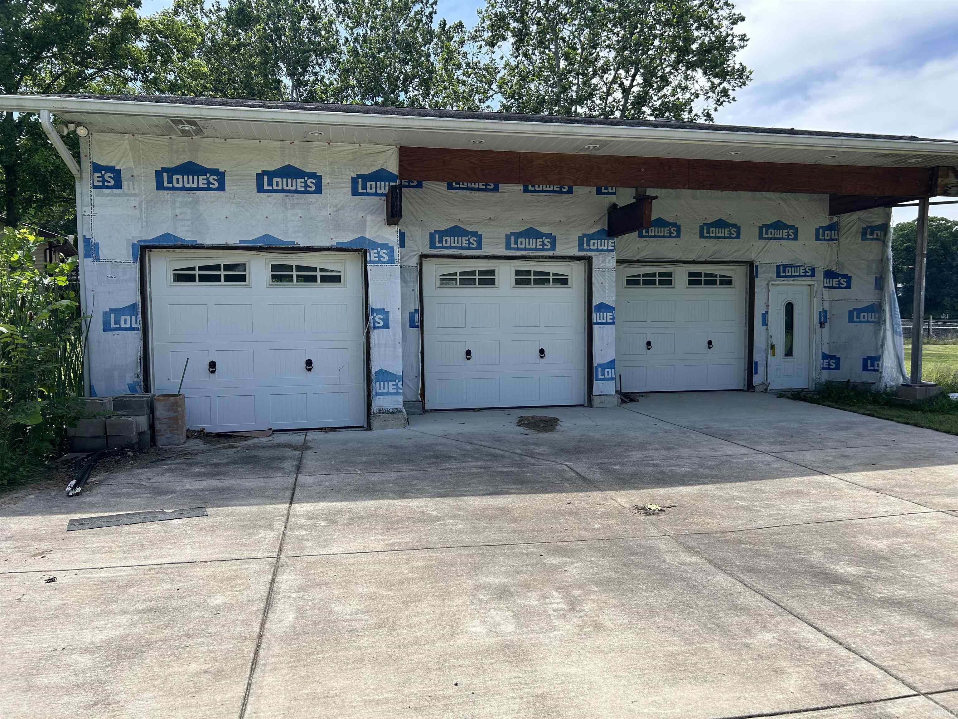 10225 Vistula Road Osceola IN 46561