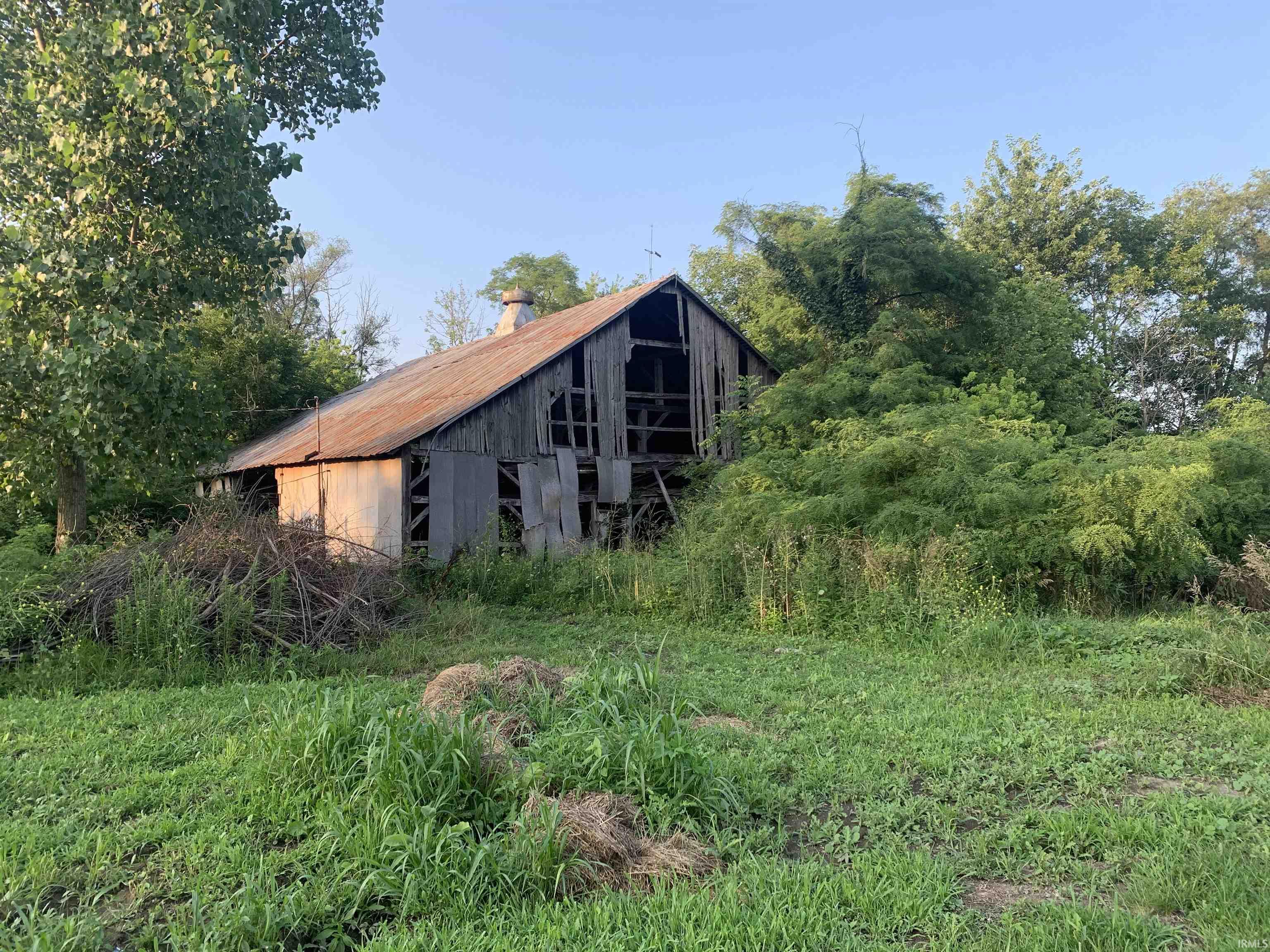 5141 E 300 S Road Hartford City IN 47348